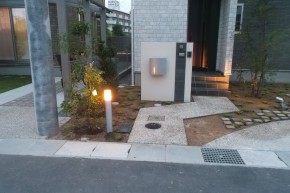 おしゃれな門柱でモダンなエクステリアに 姫路市k様邸 メーカー様下請工事 姫路市 外構エクステリアガーデンのことなら 有 Jckリンクスへ